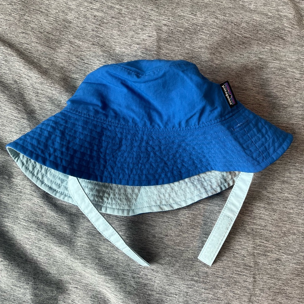 Patagonia baby bucket hat